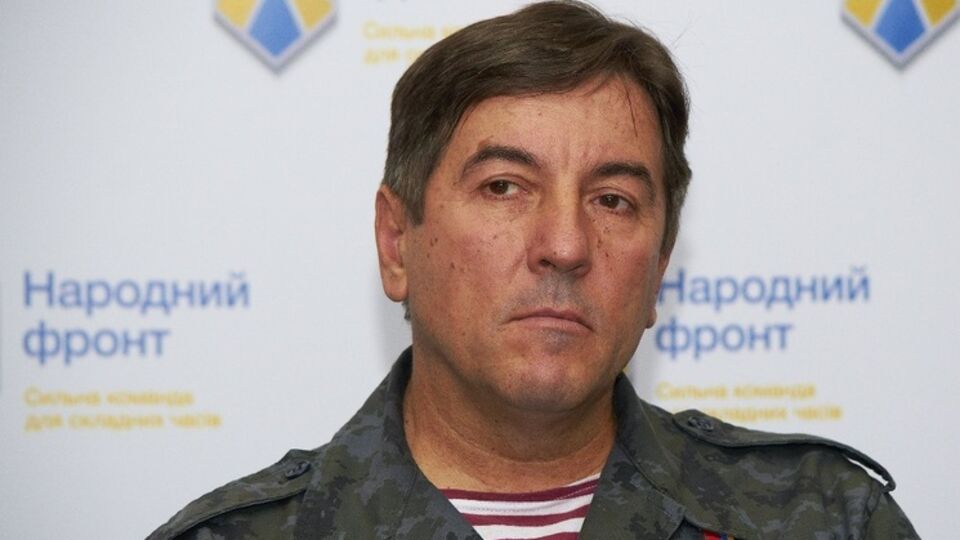 Юрий Тимошенко считает, что кабинетных генералов надо заменить на боевых офицеров