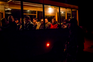 Автобус с освобожденными из плена украинскими военными