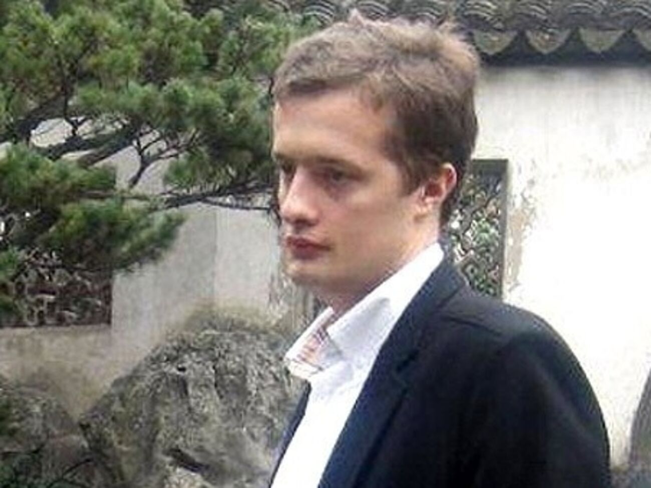 Алексей Порошенко: Я остановился на светофоре, стоял на перекрестке Крещатика и бывшей улицы Институтской. В меня сзади въехала машина