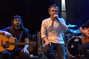 Вакарчук исполнил "Надежду"