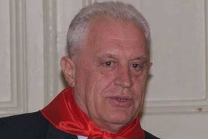 Грач считает, что Украина сейчас находится в том же положении, что и Германия в 1932 году