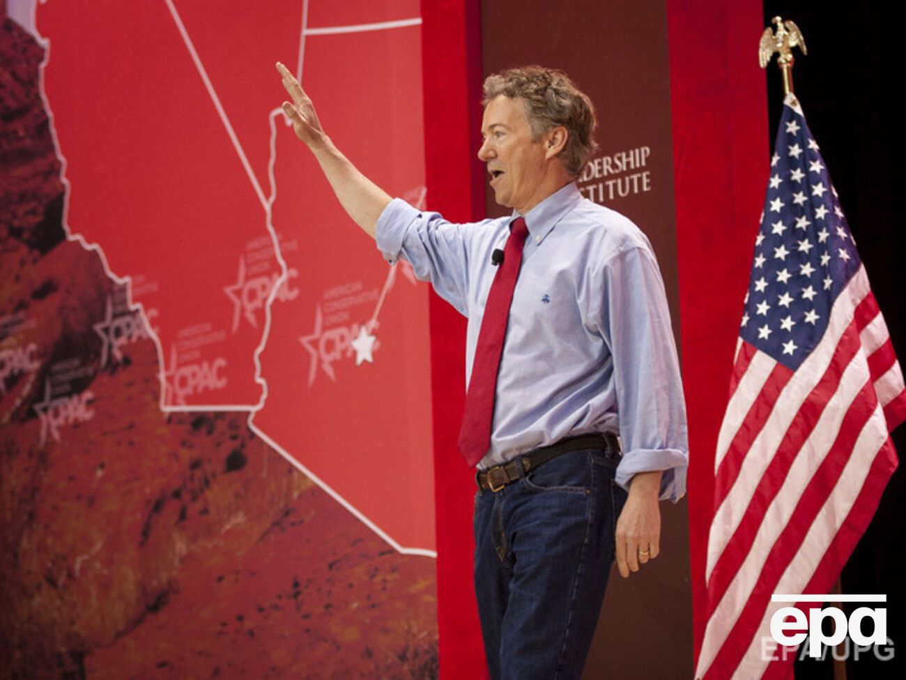 О намерении участвовать в выборах объявили уже двое сенаторов-республиканцев