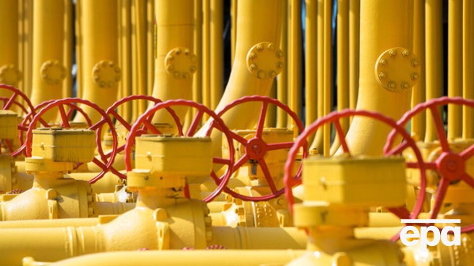 "Газпром" существенно снизил прибыль с экспорта газа