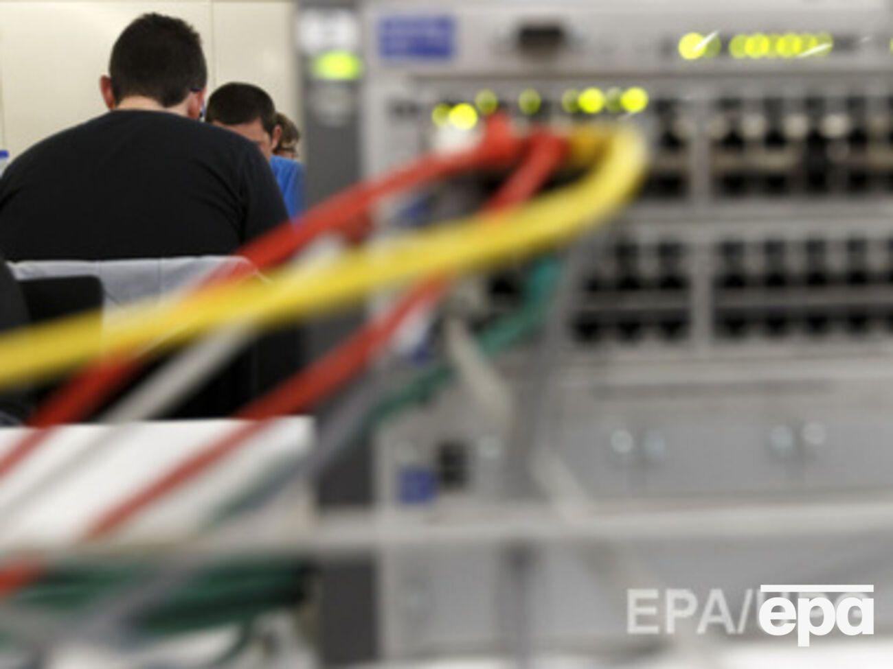 Компания NIC.UA просит своих пользователей писать письма в СБУ