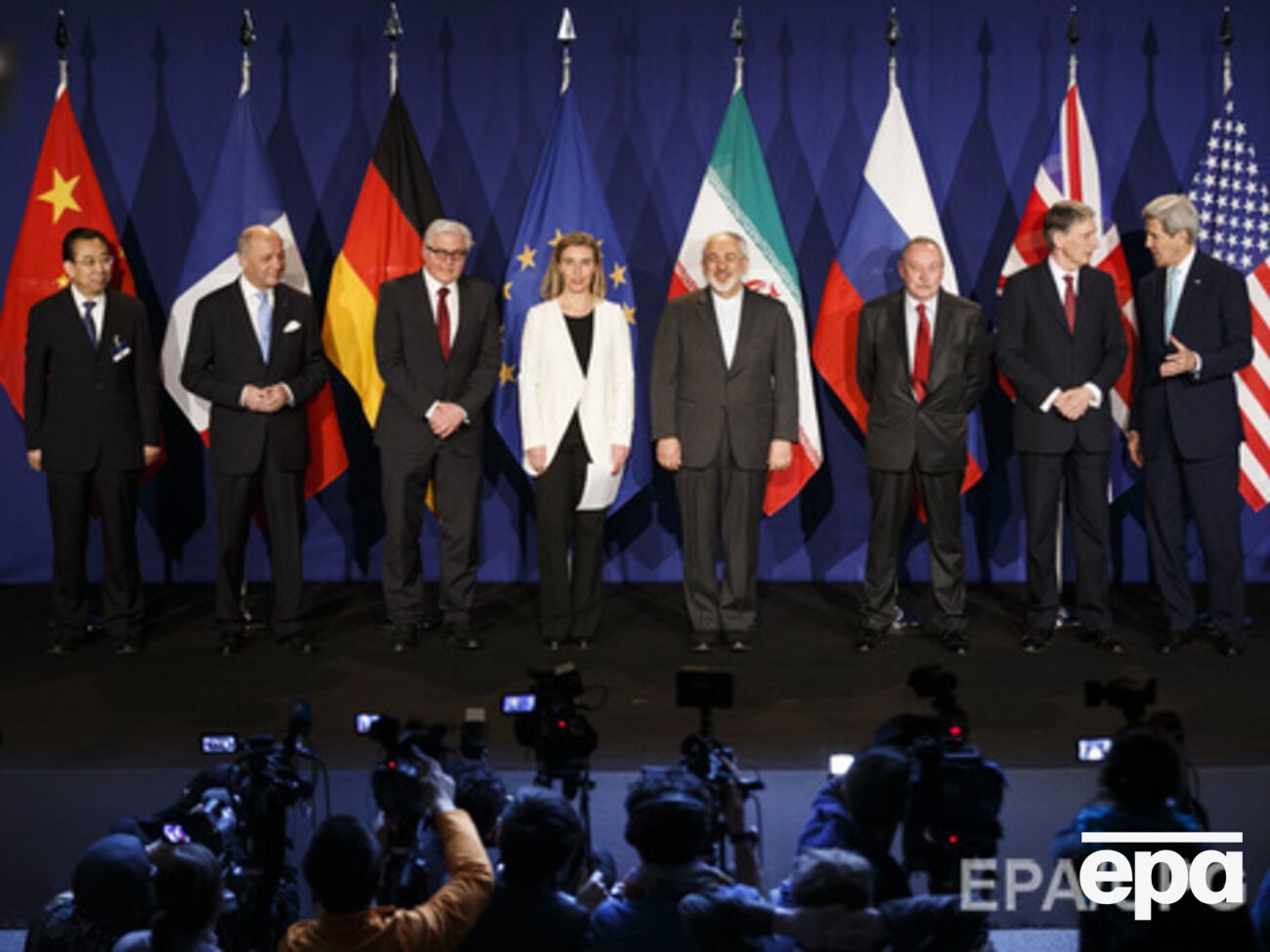 Переговоры по заключению рамочного соглашения между Ираном и Западом прошли в Лозанне в апреле