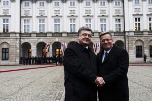 Порошенко: Хотел бы поблагодарить господина президента за тот кредит, который Польша приняла решение предоставить в размере €100 млн