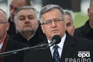 Коморовский выступает в Раде