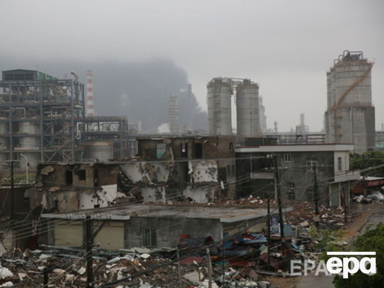 Пожар, начавшийся в понедельник, потушили в четверг