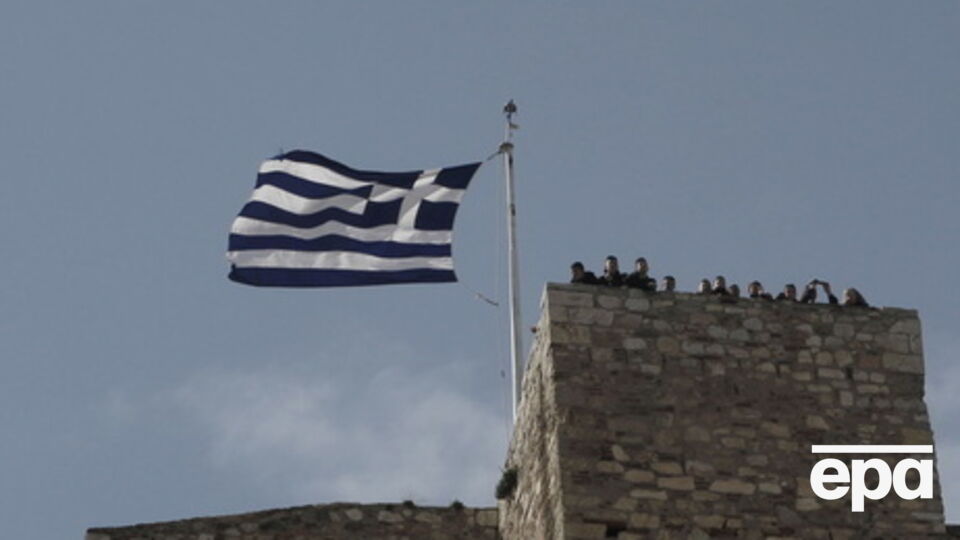 Греция выплатила часть кредита МВФ