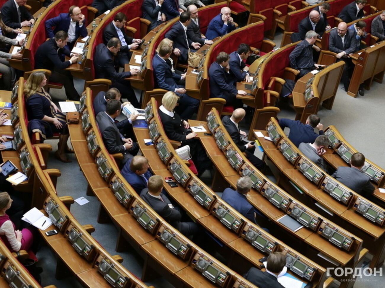 Рада упростила проведение тендеров по вопросам обороны страны