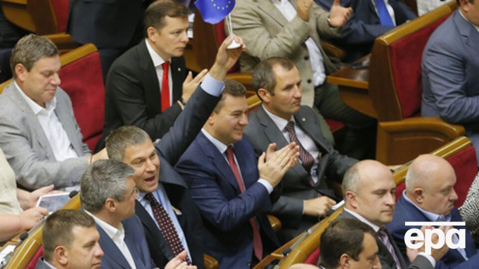 Юрист: Законопроект о неприменении ограничения выплат пенсий отдельным категориям граждан поддержали 18 нардепов от БПП