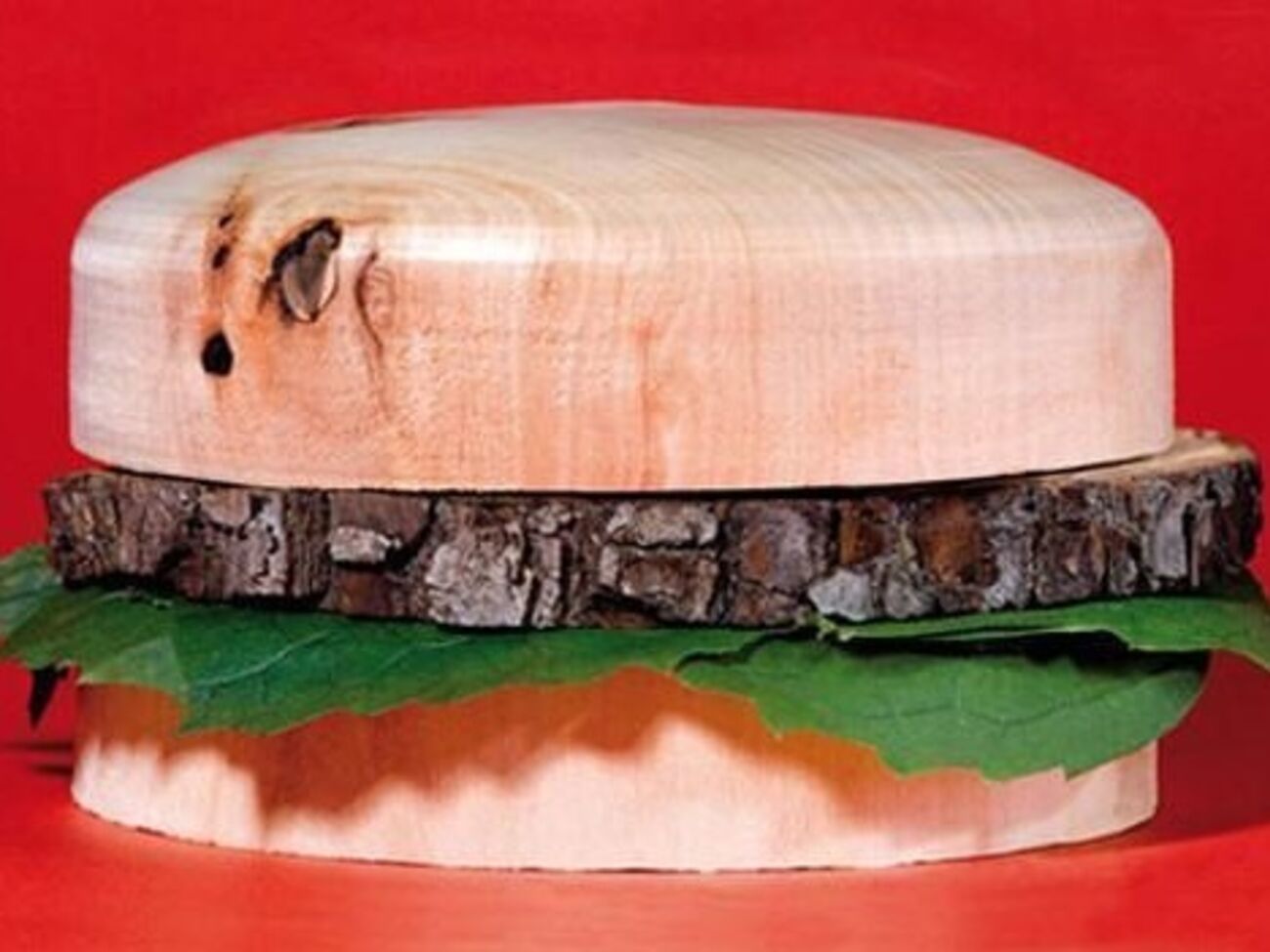 Альтернативный фастфуд от Михалкова и Кончаловского вдохновил соцсети на творчество