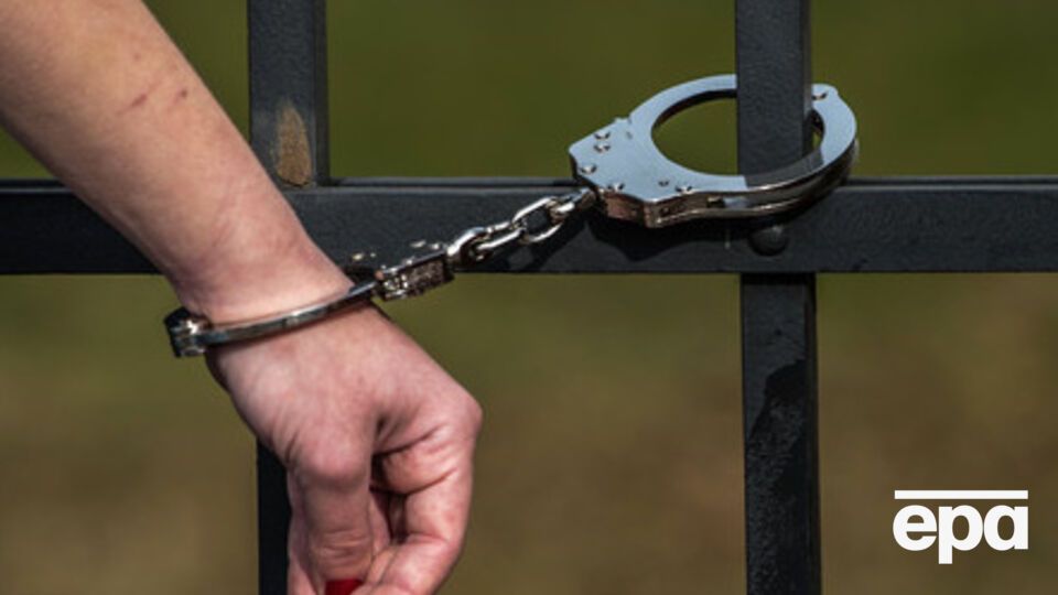 Чиновник АМКУ получил 15 тыс. грн взятки