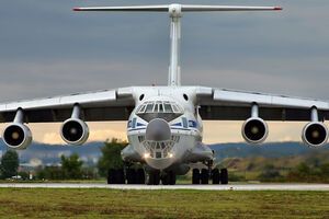 Шкиряк: Непал разрешил посадку самолета в четыре часа утра 2 мая