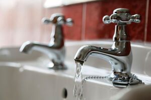 С 1 мая горячая вода подорожала на 57%, отопление --- на 71,5%