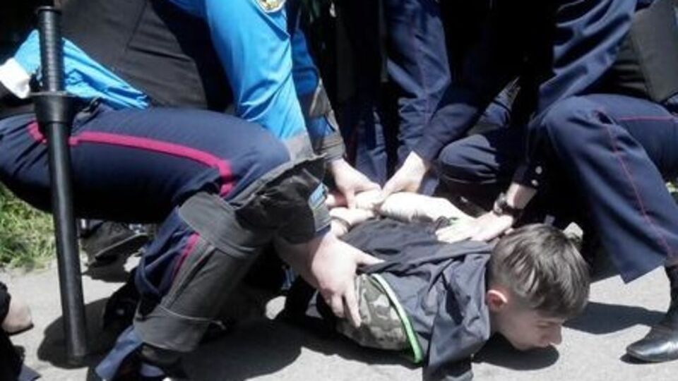 Задержанных милиция уже доставила в райотдел