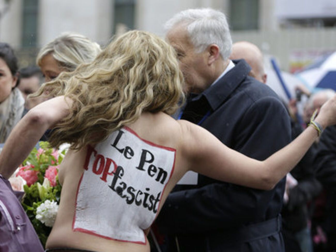 Это уже не первая акция Femen в отношении политика