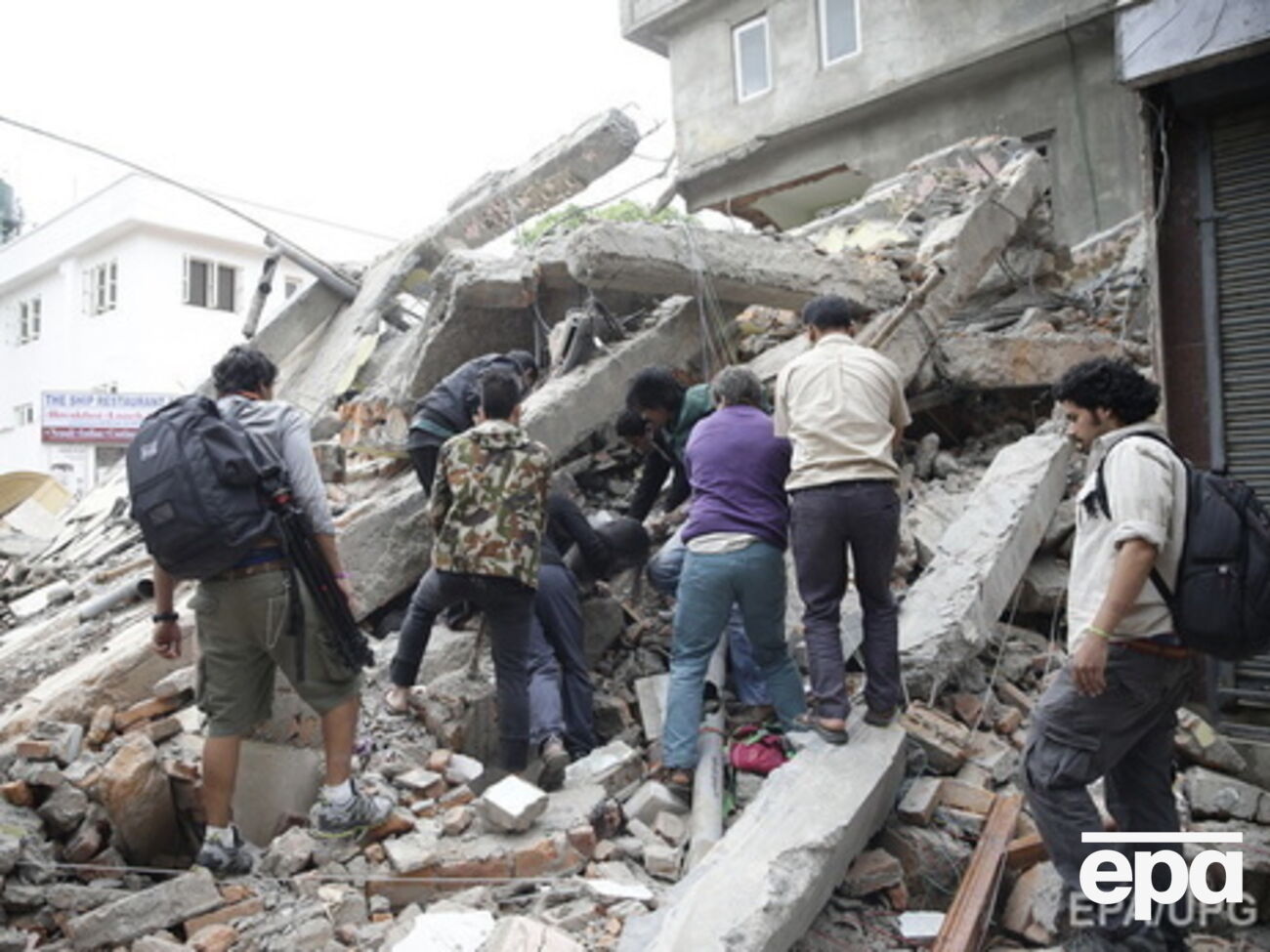 21 украинец не захотел выезжать из Непала