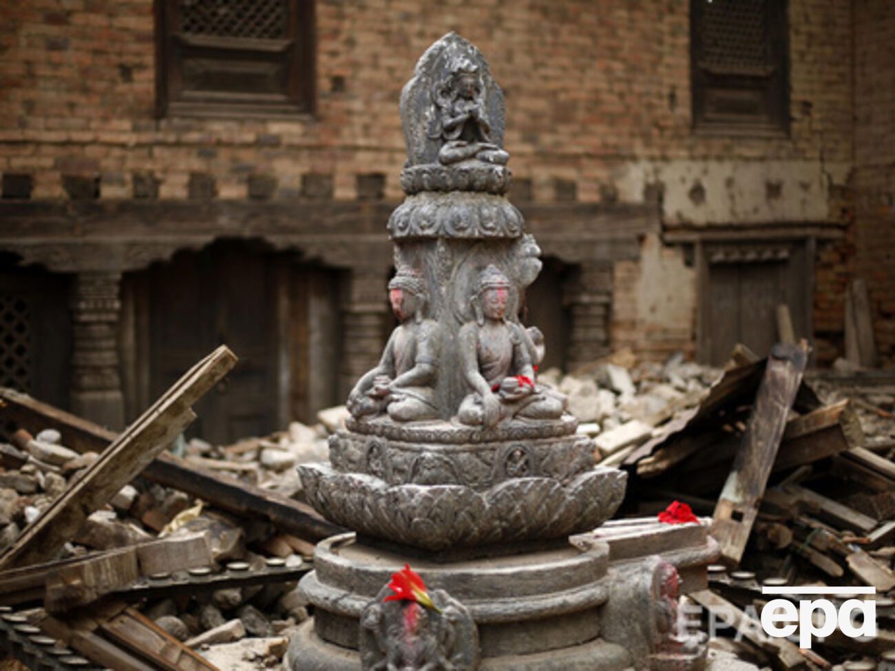 В результате землетрясения в Непале погибли иностранцы