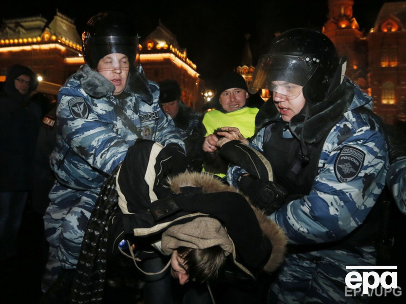 Проект "Русская эбола" ведет учет россиян, погибших в отделениях полиции или СИЗО