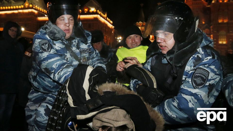 Проект "Русская эбола" ведет учет россиян, погибших в отделениях полиции или СИЗО