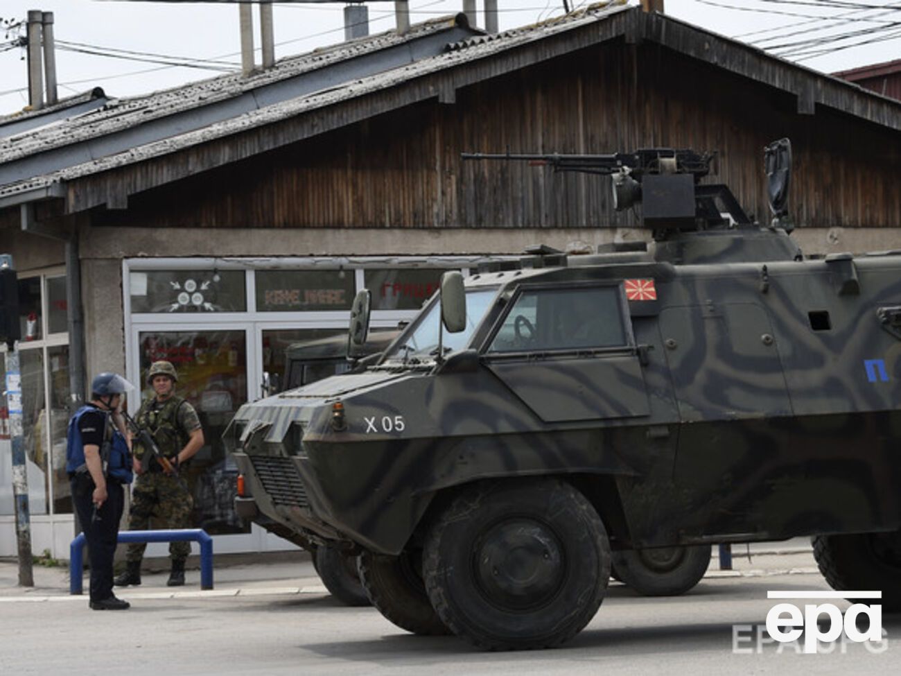 В столкновении с боевиками погибли пятеро полицейских
