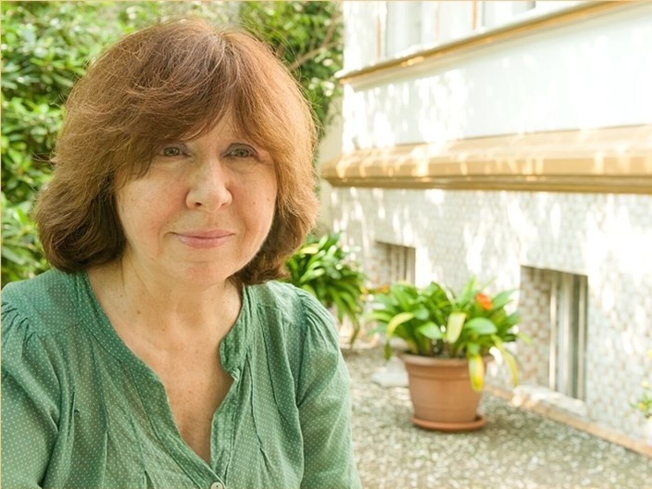 Алексиевич: На войне не бывает хороших людей