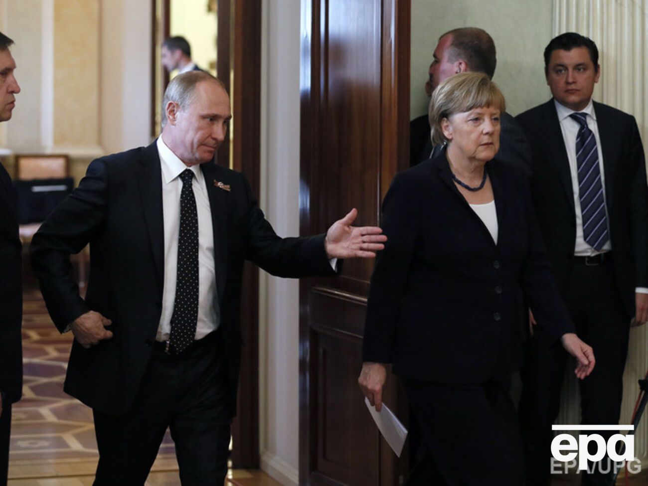 Ангела Меркель в ходе визита в Москву 10 мая