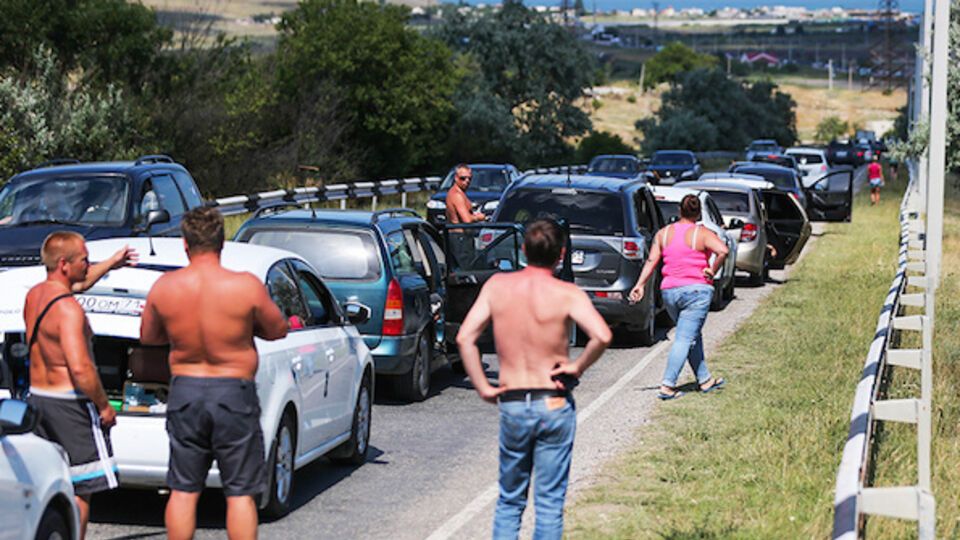 Бочкала: На выезде из Крыма огромная пробка