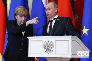 Ангела Меркель обсудила с Владимиром Путиным ситуацию в Украине