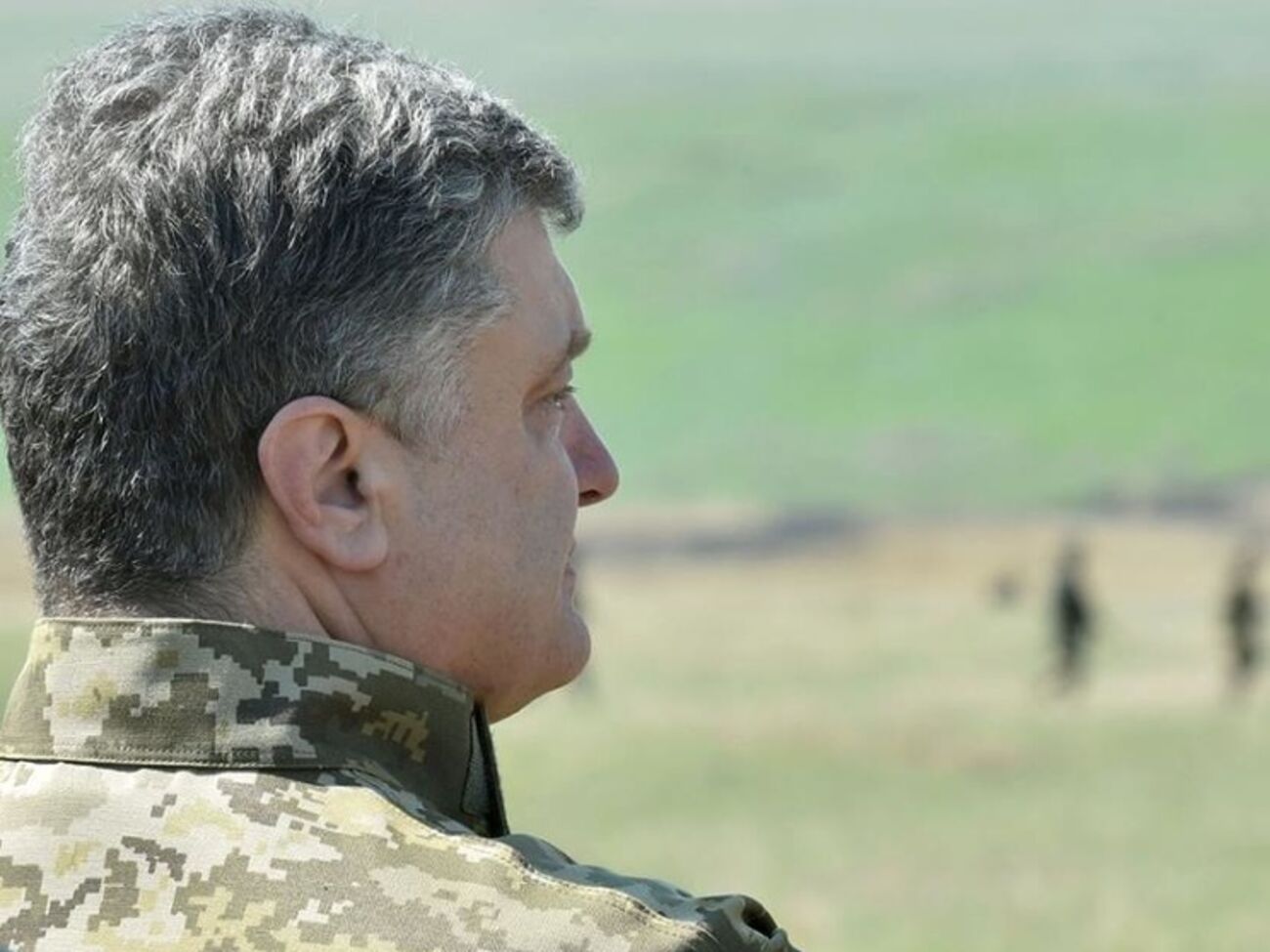 Порошенко посетит учебный центр "Десна"