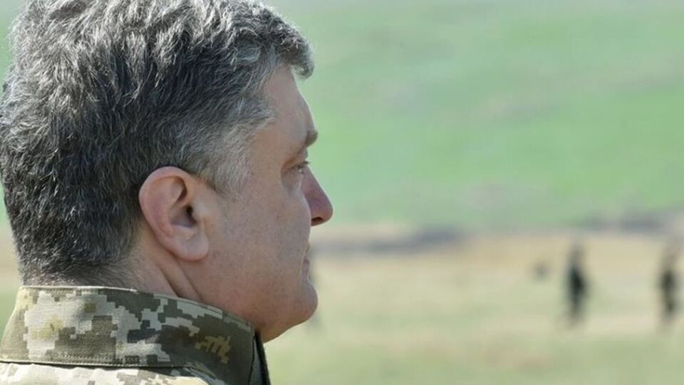 Порошенко посетит учебный центр "Десна"