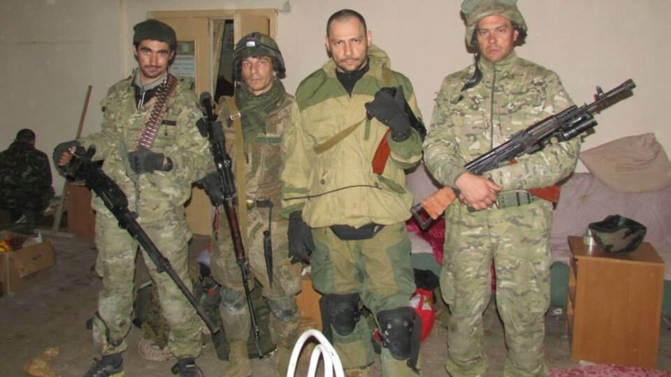 В "Правом секторе" заявили о готовности защищать Украину