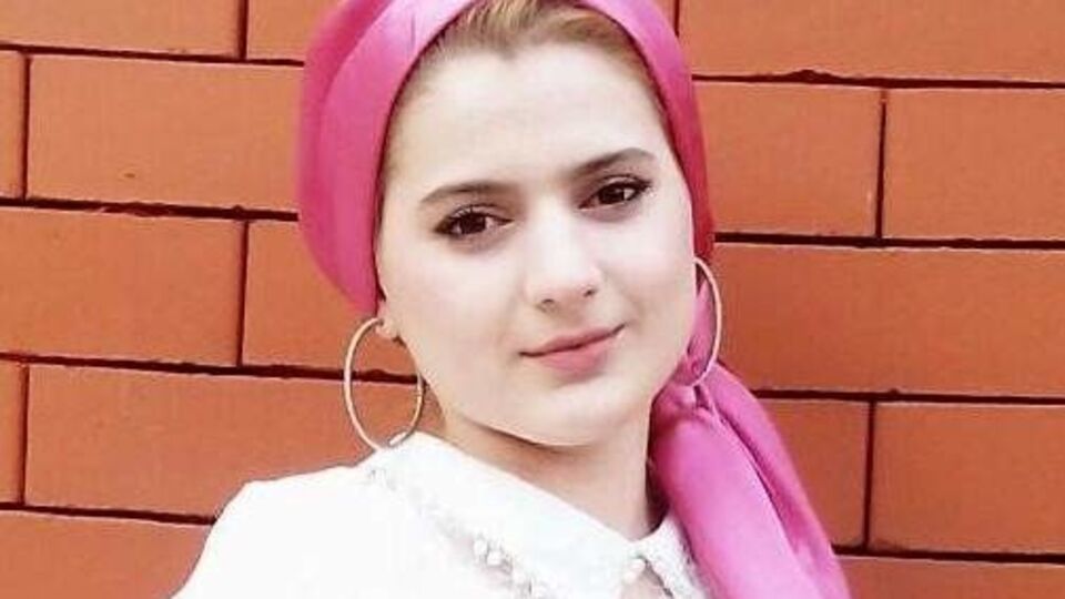 17-летняя Хеда Гойлабиева