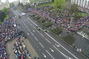 Боевики устроили "парады" в Донецке и Луганске на 9 мая