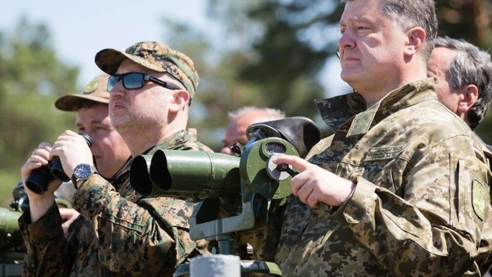 Порошенко, Турчинов, Полторак и Муженко посетили военный учебный центр "Десна" в Черниговской области. Фоторепортаж