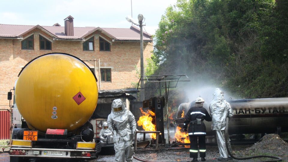 На винницкой заправке загорелся сжиженный газ