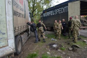 Грузовики задержаны, открыто уголовное производство по статье "финансирование терроризма"