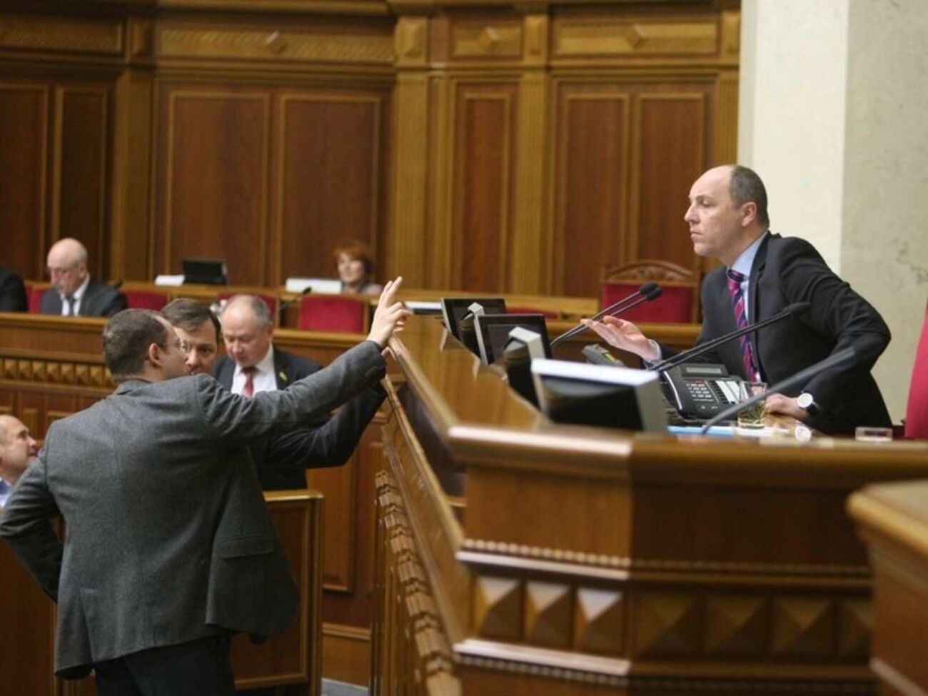 Рада установила новые квоты для рекламы на телевидении и радио