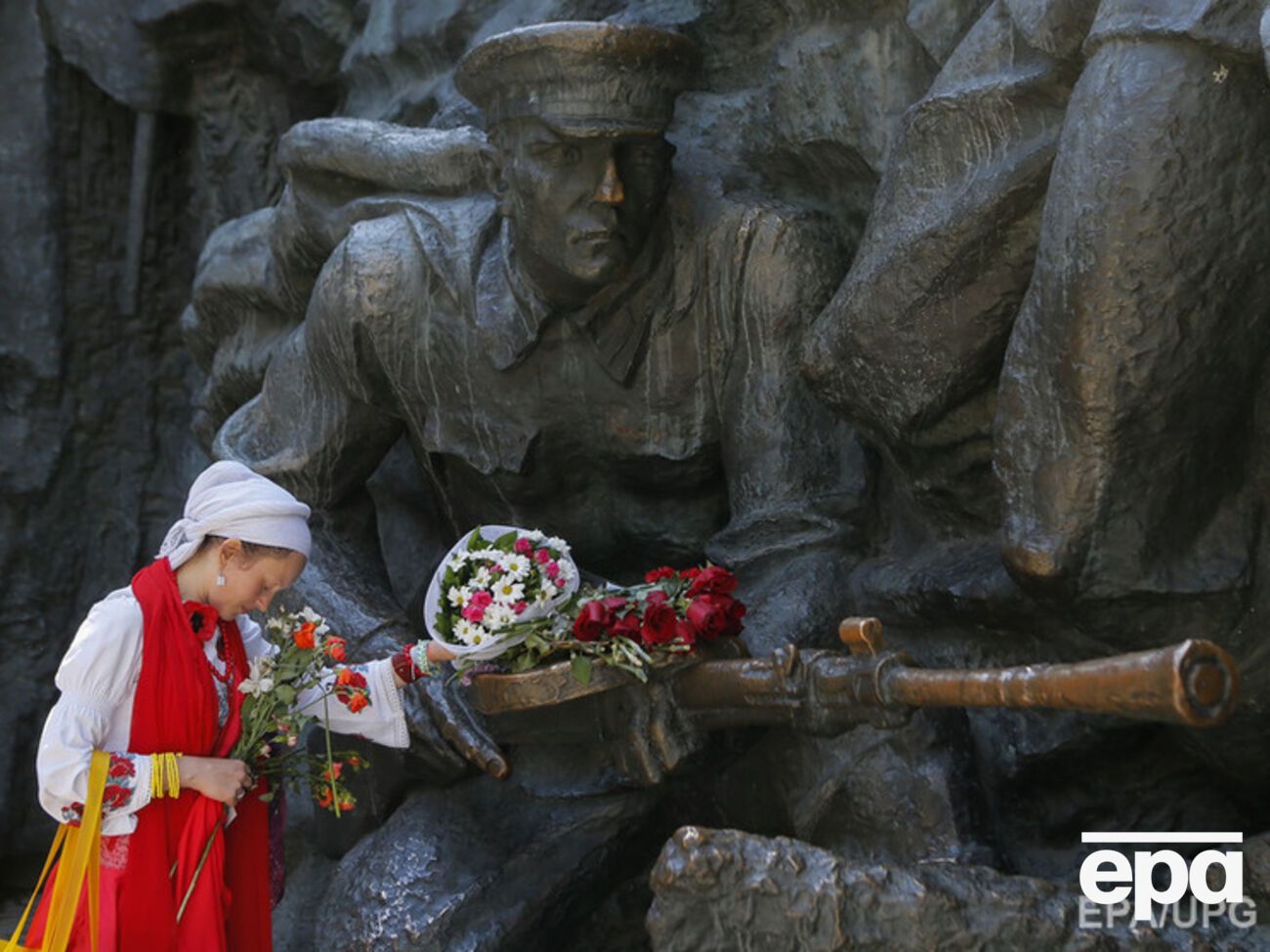 Украина в 2015 году отметила 8 мая День примирения, а 9 мая &ndash;&nbsp;День Победы