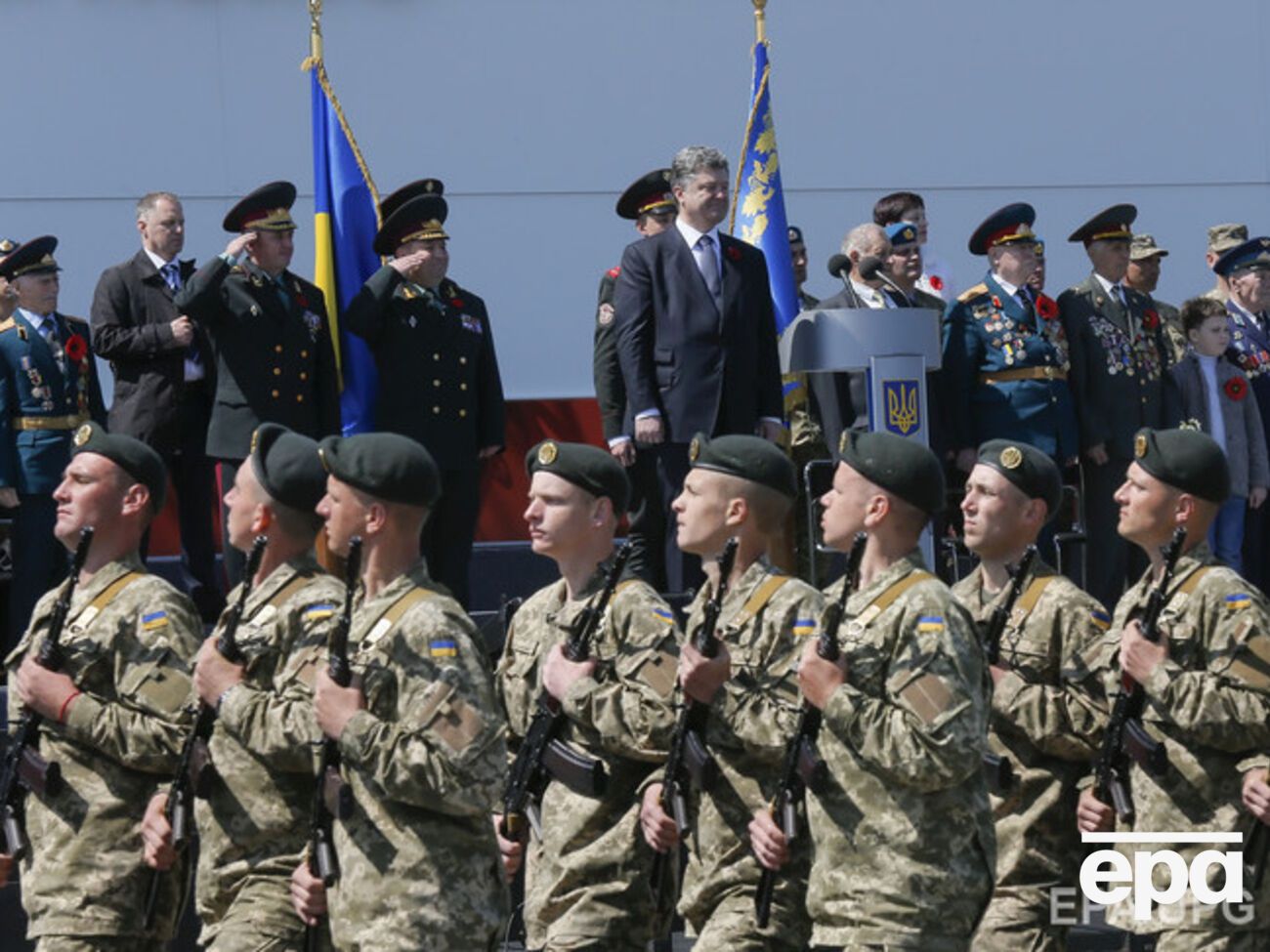 НАТО поможет Украине за два года перейти на стандарты Альянса