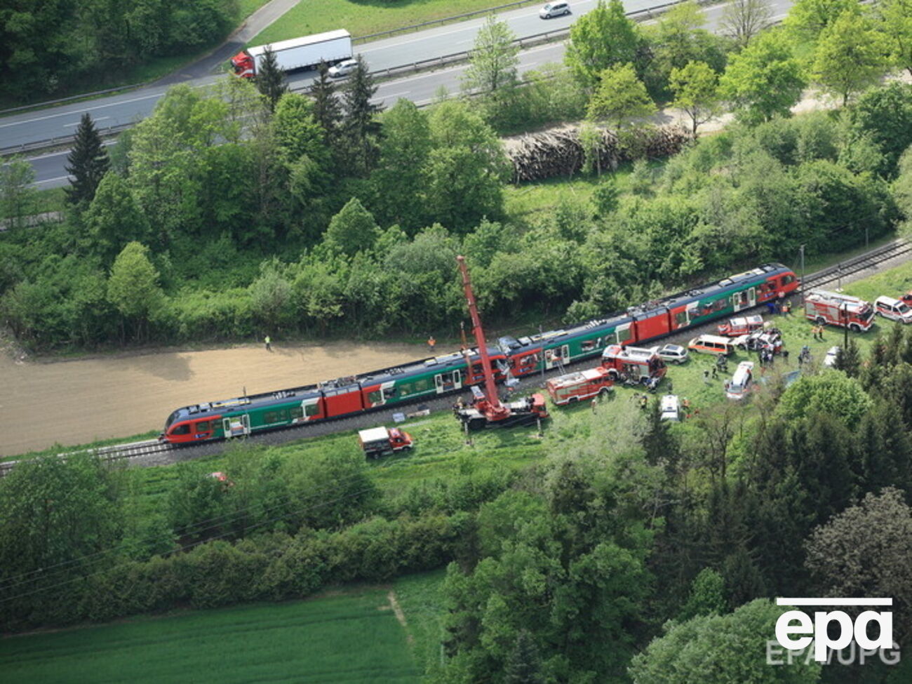 В поезде находилось 240 пассажиров, которые направлялись из Нью-Йорка в Вашингтон