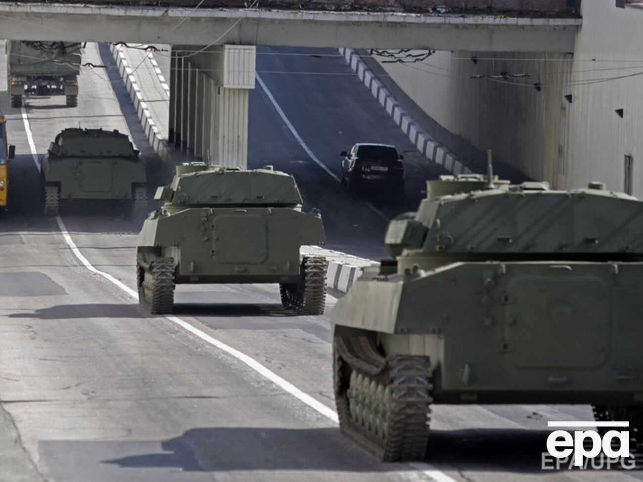 Лысенко: Террористы подтянули тяжелое вооружение к линии разграничения