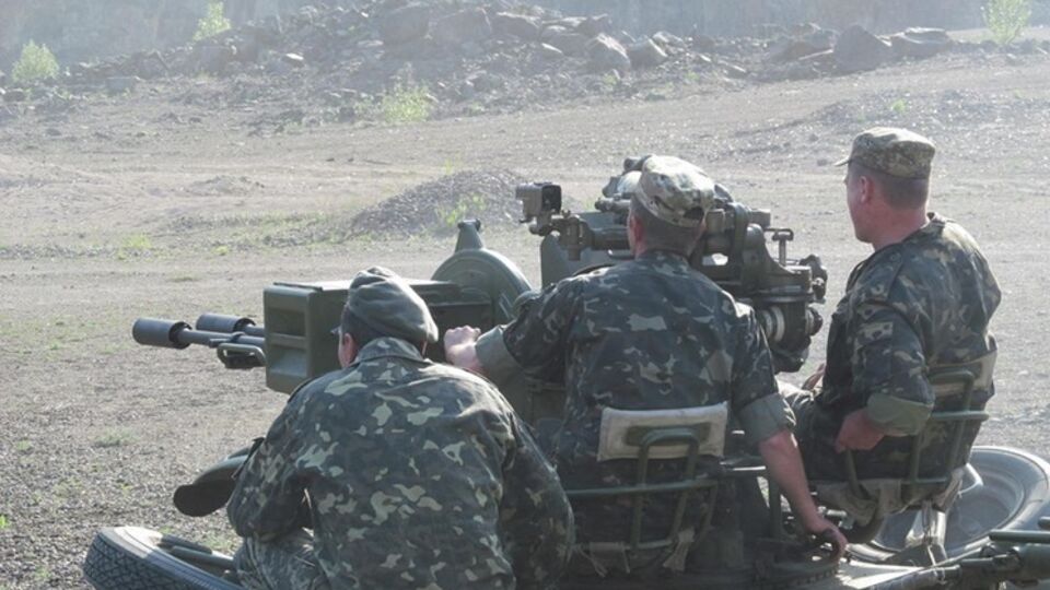 В зоне АТО испытали новые фортификационные сооружения. Фоторепортаж