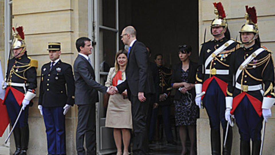 Яценюк: Франция направит экспертов в Фонд госимущества Украины, чтобы приватизация в стране была честная и прозрачная