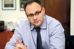 Каськив: Предлагаю открыть еще одно уголовное дело и исследовать вопрос с "лыжником"