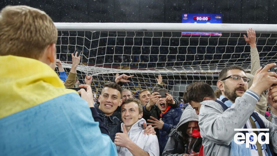 Главный тренер ФК "Днепр" посвятил победу команды украинским военным