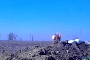 У убитого сепаратиста нашли запись, как украинские военные уничтожили танк боевиков под Широкино. Видео