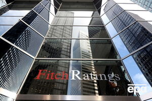 Fitch понизил рейтинг "Укрзалiзницi" до уровня "ограниченный дефолт"