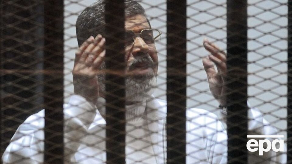 Ранее Мурси приговорили к 20 годам лишения свободы